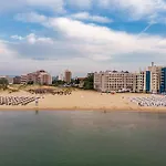 Отель Viand Солнечный берег