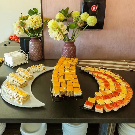 Viand فندق ساني بيتش