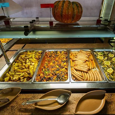 Viand فندق ساني بيتش